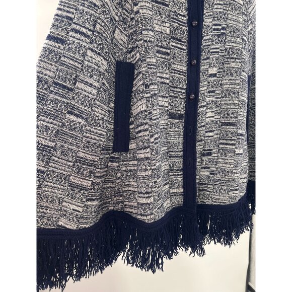VTG Sweater Bee By Banff Ltd NVY WHT Knit Cape Fringe Hem Button Close RARE EUVC - Picture 3 of 11